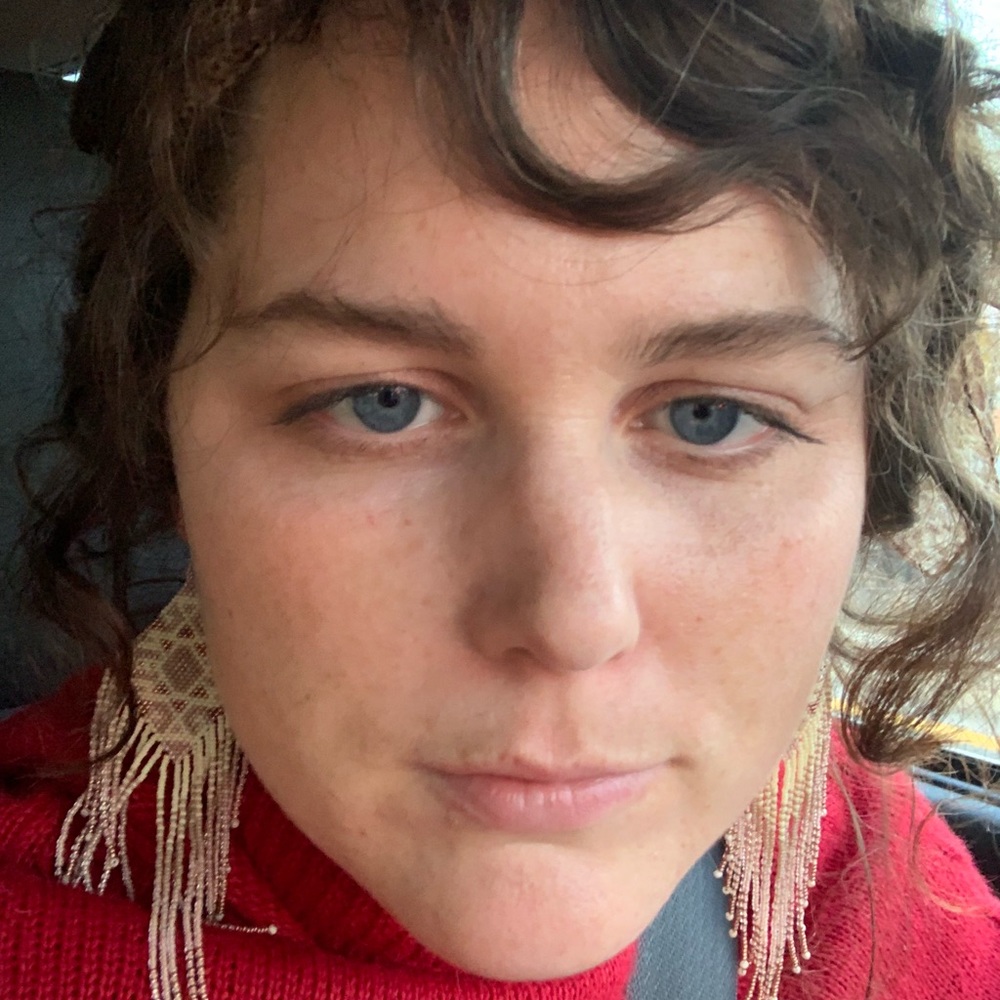 Meet your Posher, Cait